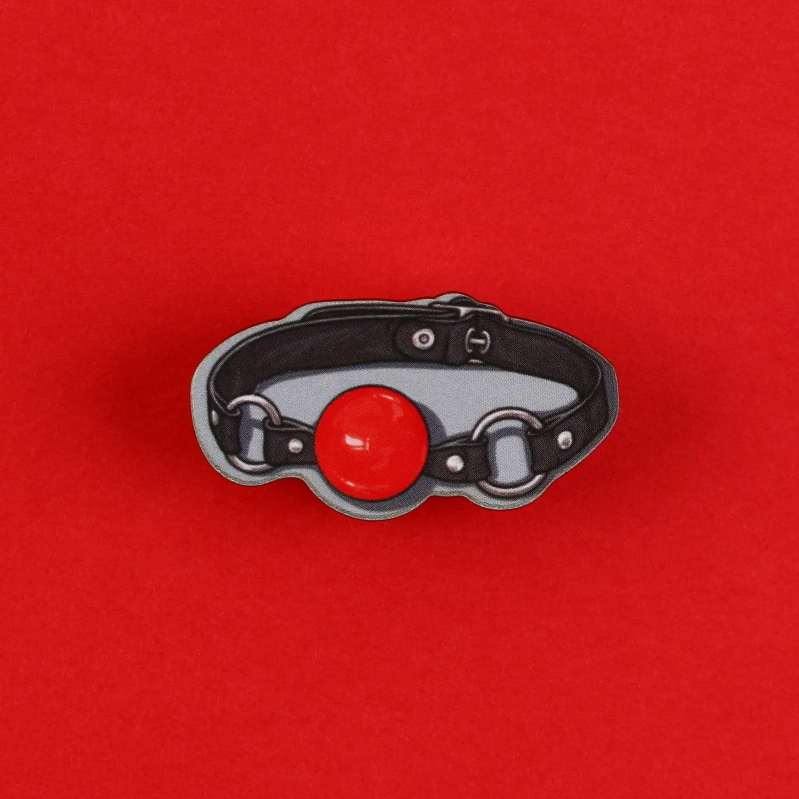 значок деревянный «кляп» в Сочи