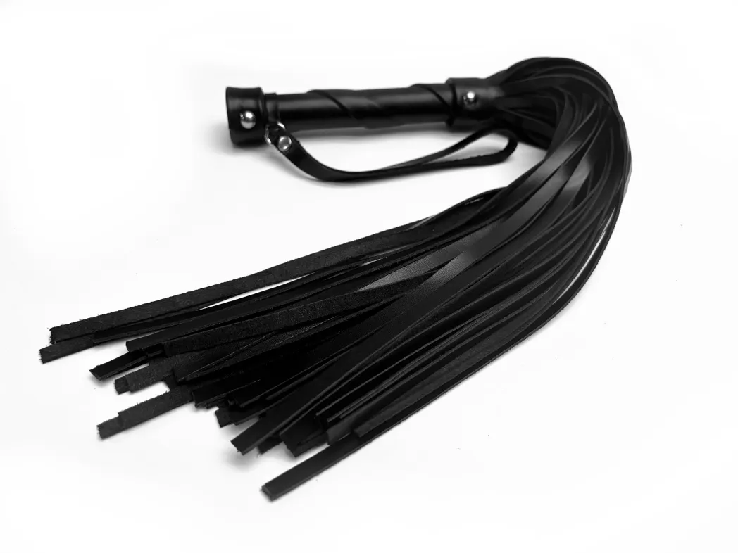 плеть кожаная gothic charm 54038ars в Сочи