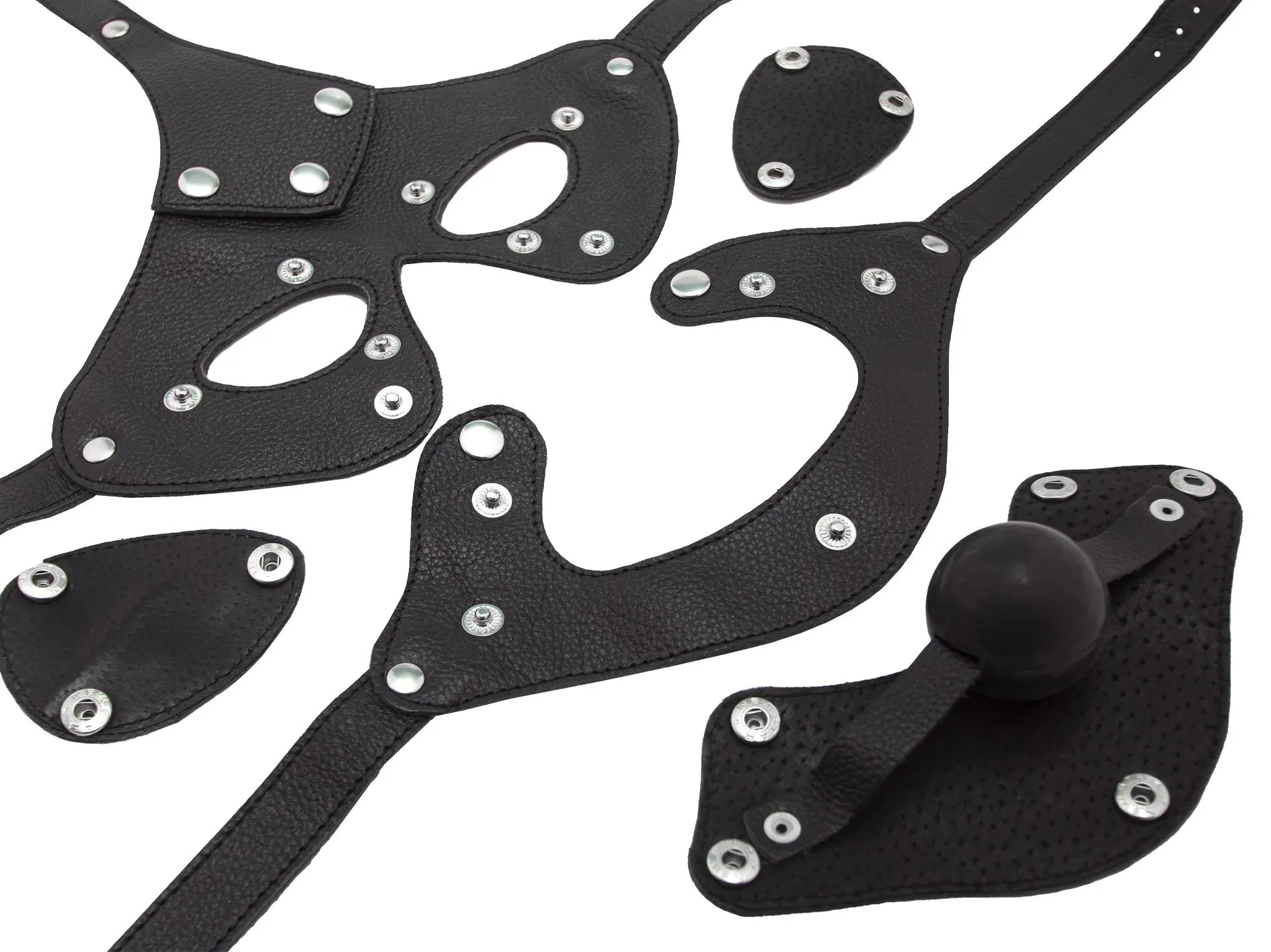 маска на лицо подиум с кляпом, черная в Сочи