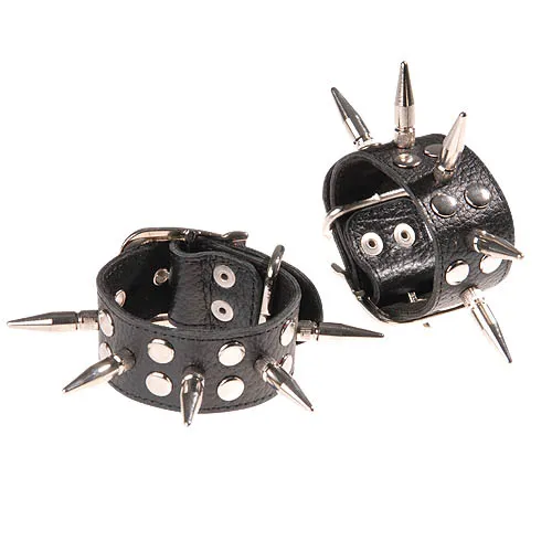 наручники кожаные черные с шипами и заклепками 3056-1 в Сочи