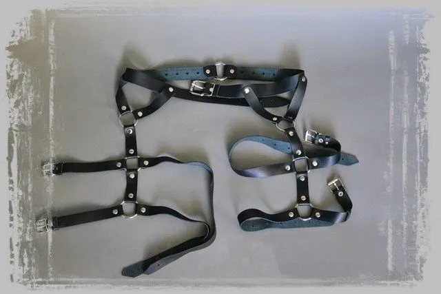 Эротическое бондажный комплект подиум черный, размер s в Сочи