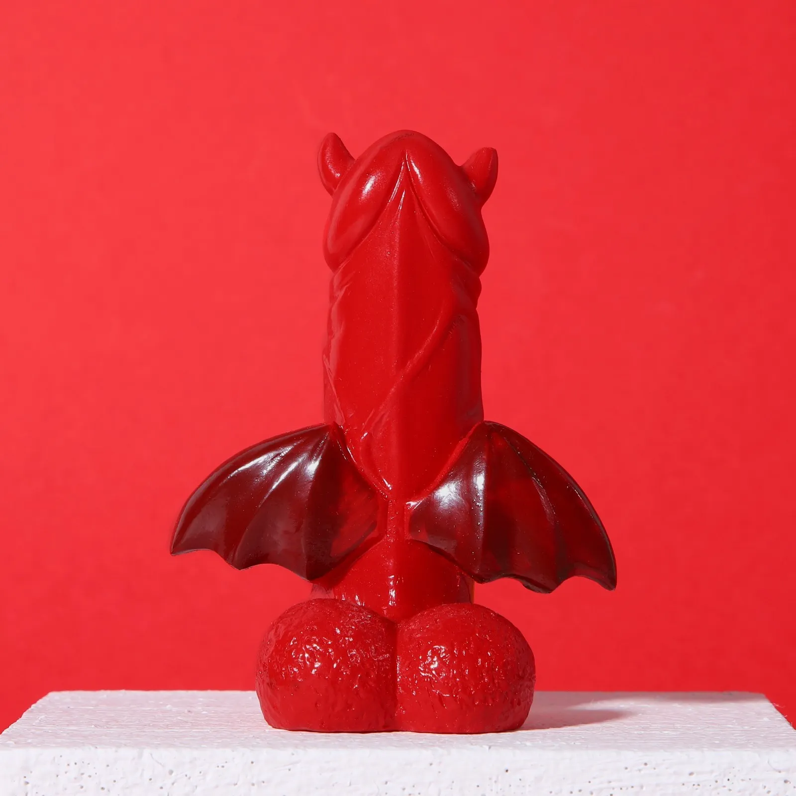 фигурка "дьявол" в Сочи