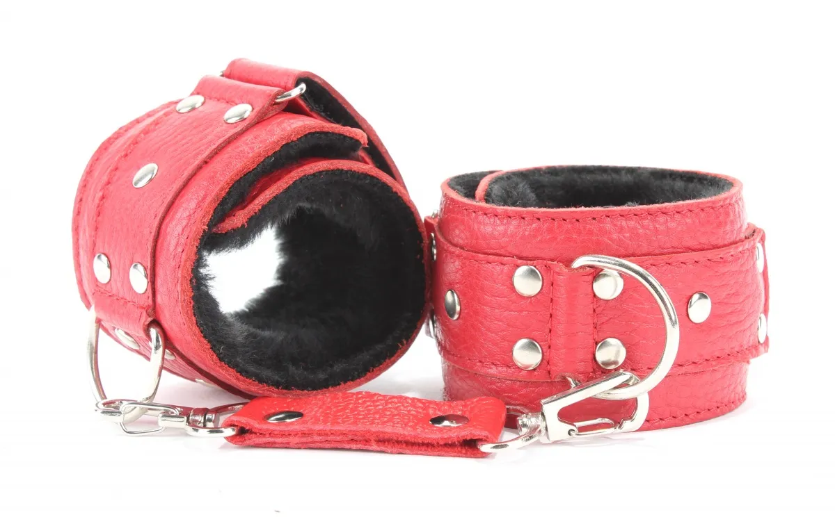 наручники  с мехом красные 51008ars в Сочи