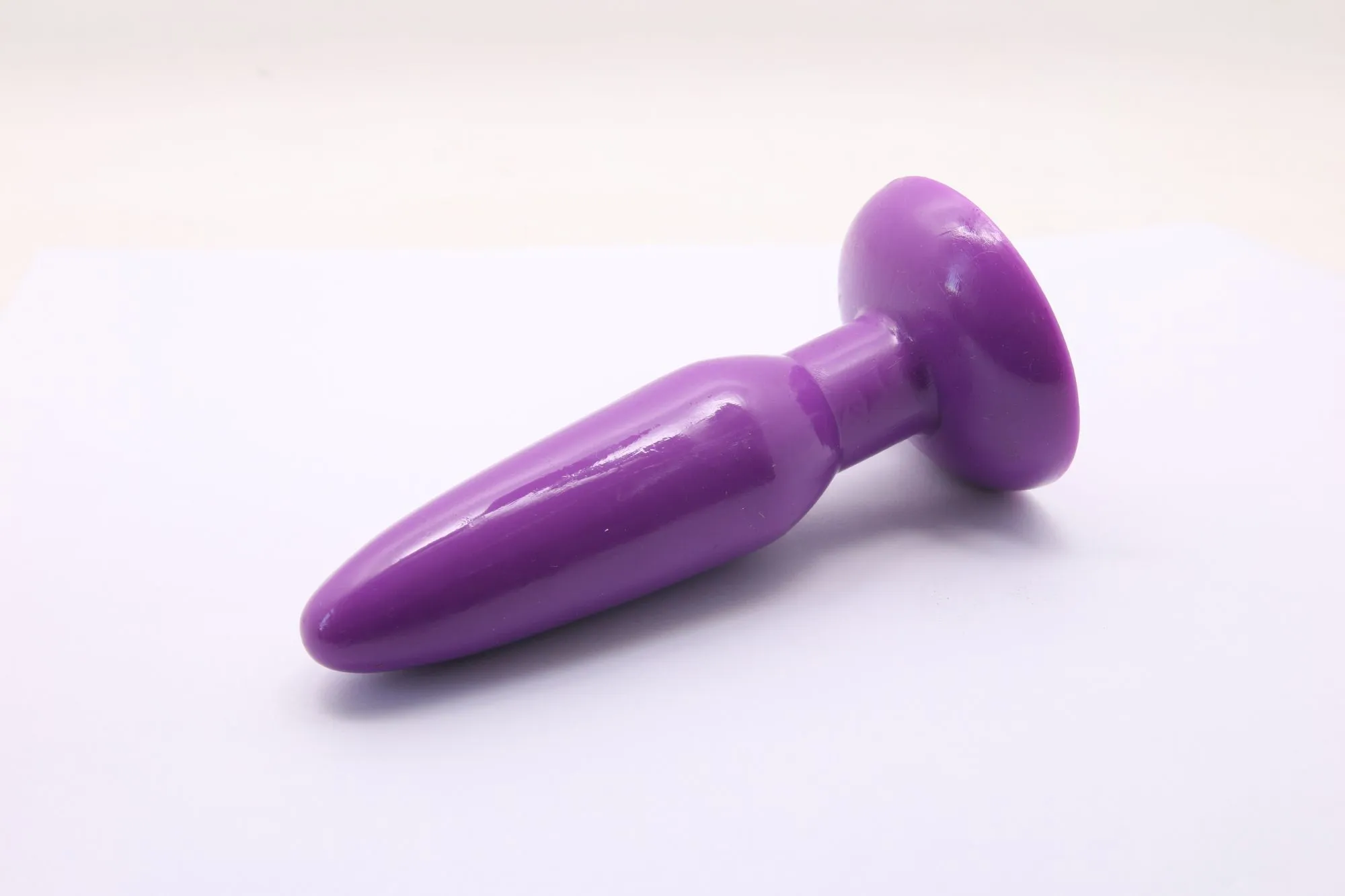 анальная пробка с присоской 3,7 см purple bi-017001r в Сочи