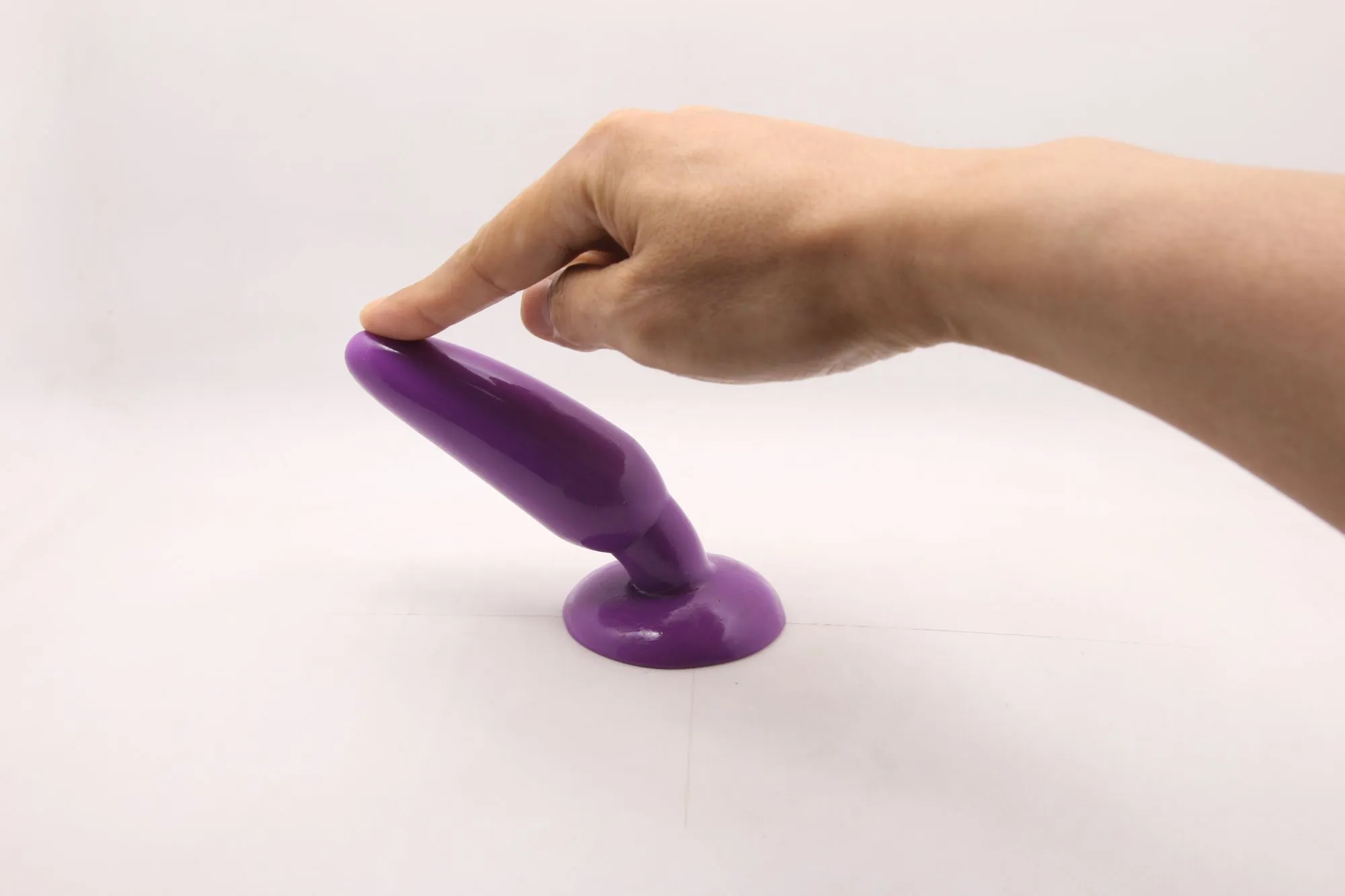 анальная пробка с присоской 3,7 см purple bi-017001r в Сочи