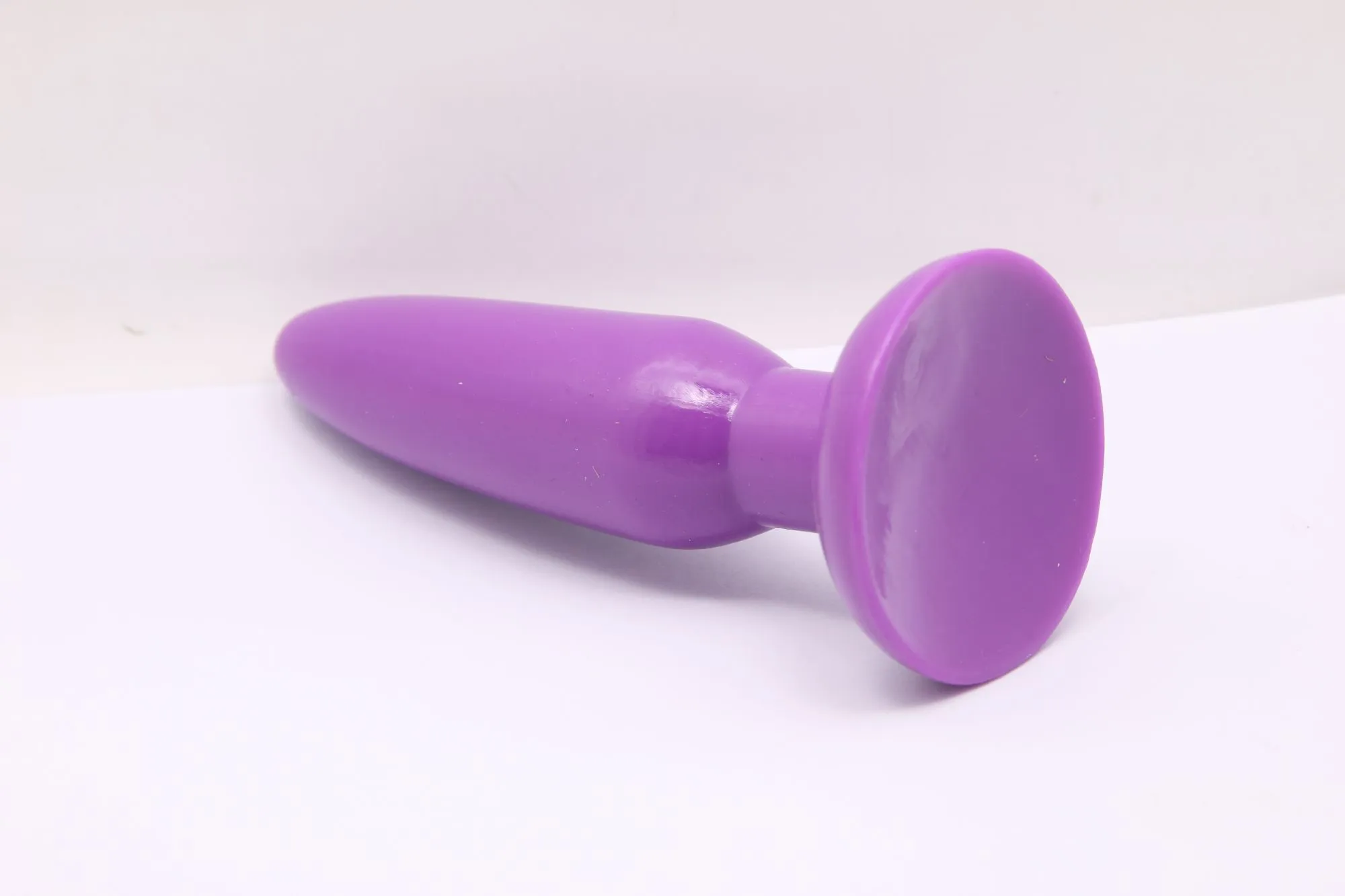анальная пробка с присоской 3,7 см purple bi-017001r в Сочи