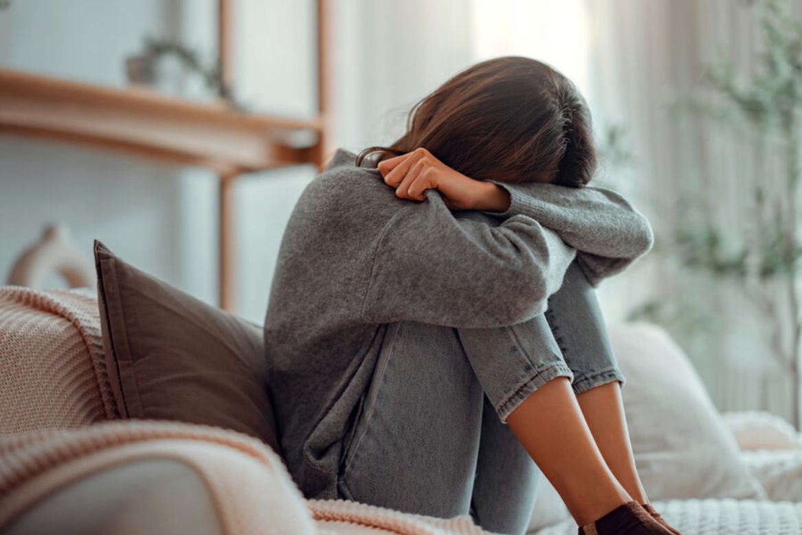 Риск депрессии у женщин из-за редкого секса